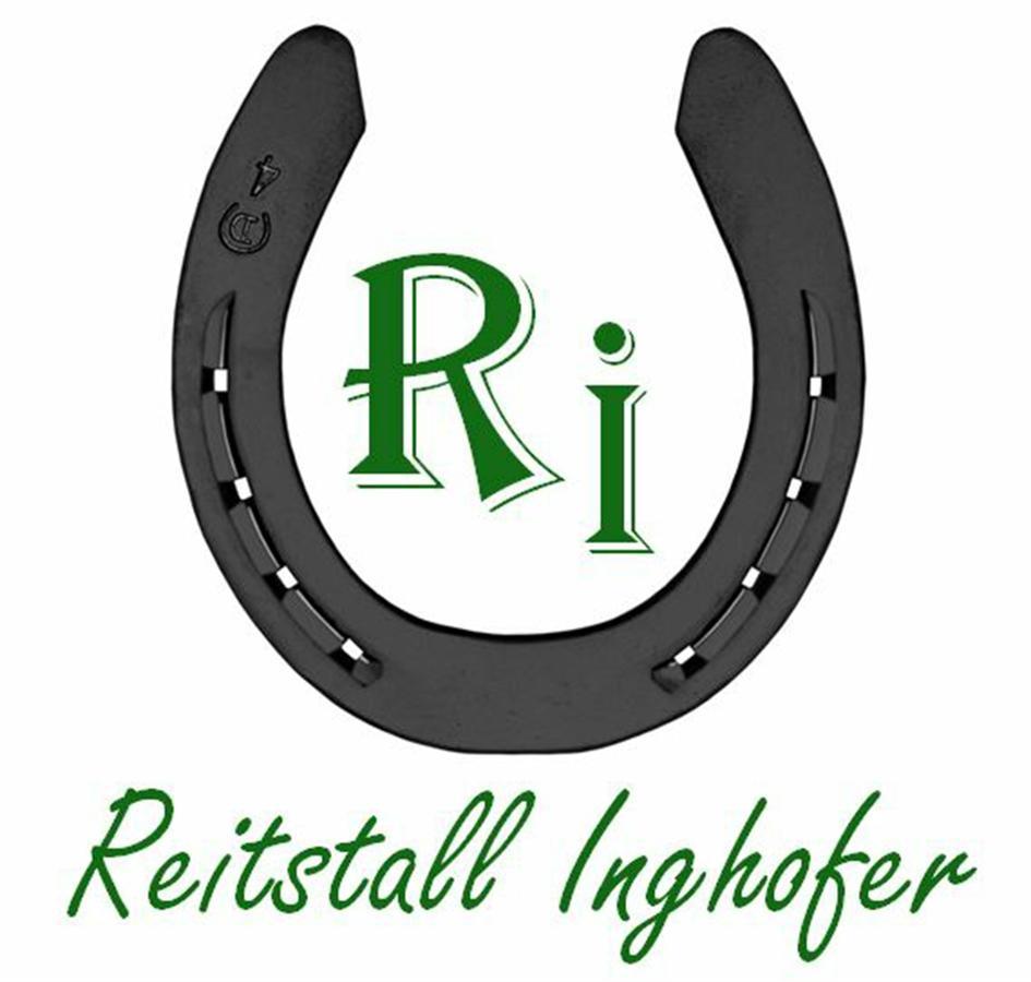 Pension & Reitstall Inghofer ハイデンライヒシュタイン エクステリア 写真